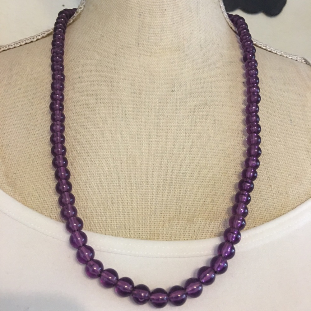 Vintage purple round resin bead necklace